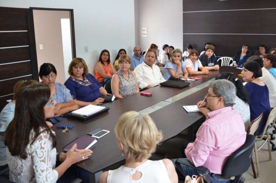 Convocan a directivos docentes para la elaboración de proyectos institucionales innovadores