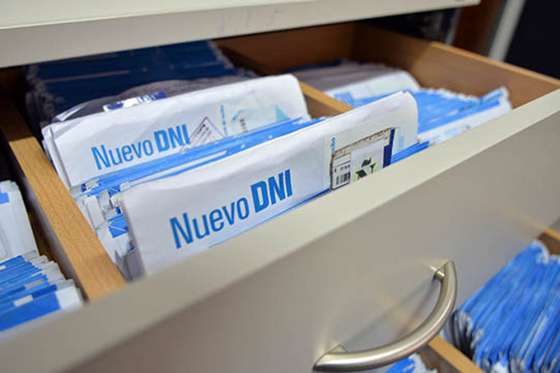 Actualizan el cuadro tarifario para la emisión del DNI