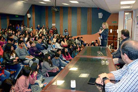 Estudiantes de toda la provincia participaron en talleres extraprogramáticos