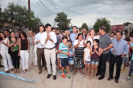 Urtubey inauguró obras de pavimento en Rosario de la Frontera