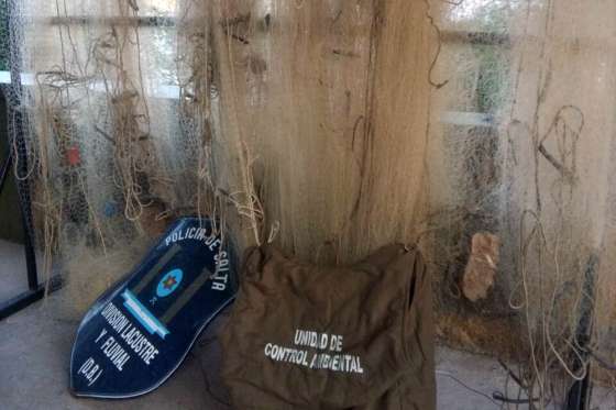 La Secretaría de Ambiente controló a pescadores en el dique Cabra Corral