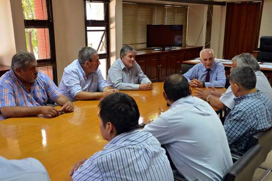 López Arias se reunió con gremios de la 62 Organizaciones
