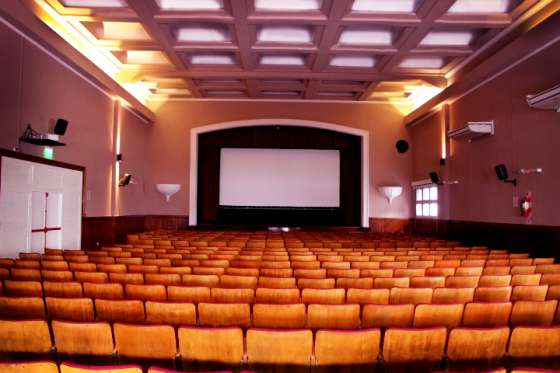 Adolescentes y niños participaron en jornada de cine como actividad preventiva