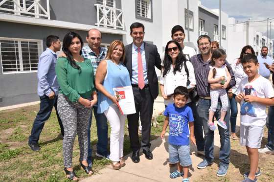 “Donde haya una familia de Salta que necesite una casa, tenemos que trabajar aún más para darle una solución”