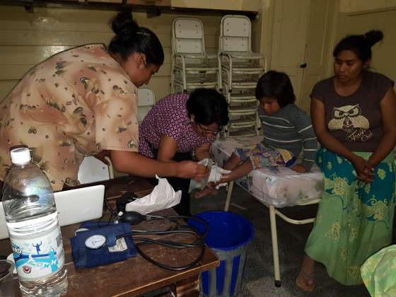 En Aguaray Salud Pública garantiza los servicios sanitarios en los centros de evacuados