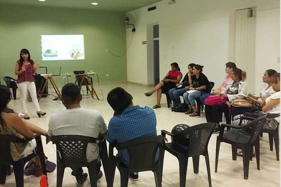 Profesionales y operadores de la municipalidad de Güemes se capacitan en Protección de la Infancia