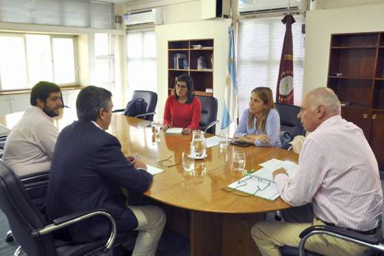 Trabajan en la implementación del programa de Carne Segura