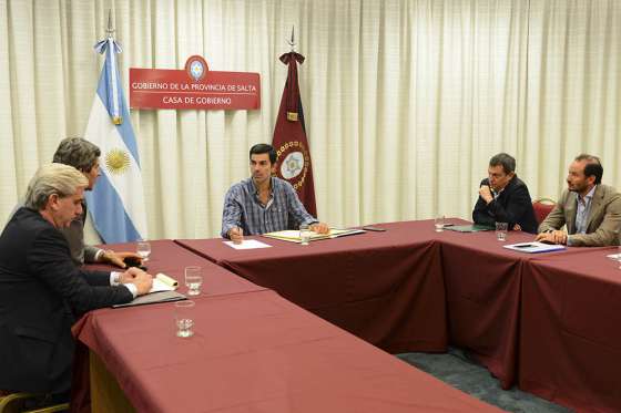 Urtubey encabezó la reunión del Gabinete Económico