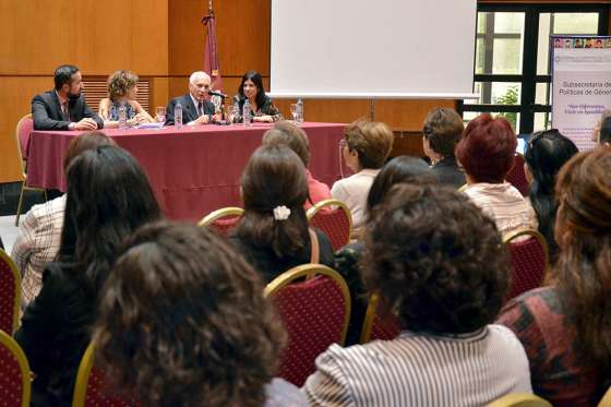 Sororidad, una herramienta para la equidad de los géneros