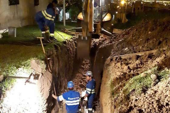 Trabajos en el sistema cloacal del barrio Nuestra Señora del Carmen