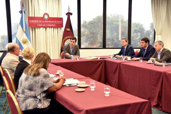 Urtubey encabezó una nueva reunión del Gabinete Social