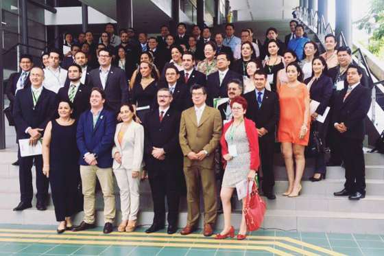 Berruezo participa en Bolivia en la Jornada Internacional de Educación Superior en la Zicosur