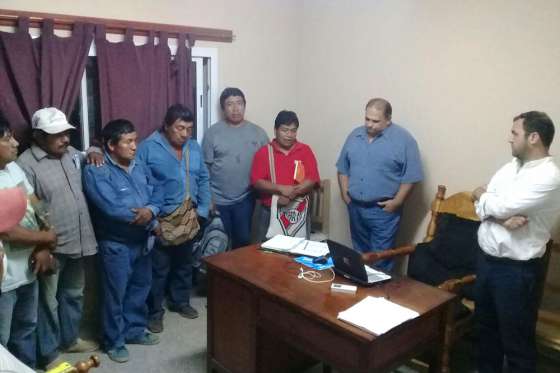 Funcionarios de Seguridad se reunieron con representantes de pueblos originarios de Rivadavia