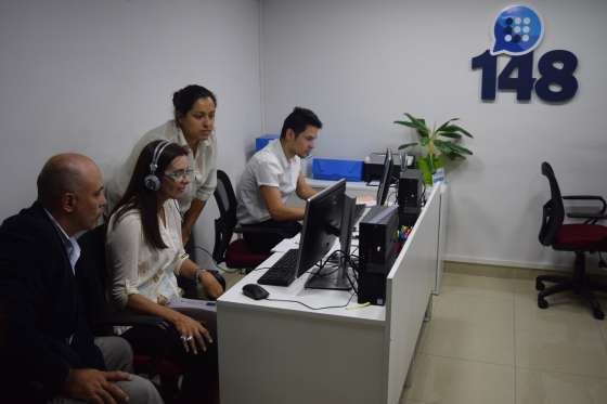 Educación y Modernización analizaron la incorporación de nuevos servicios al sistema telefónico de atención ciudadana