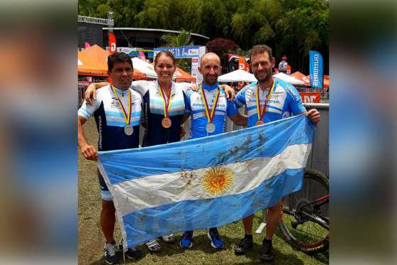 El salteño Javier Macías se quedó con la medalla de plata  en el Panamericano de Mountain Bike en Colombia