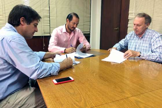 Construirán una red de agua para el loteo 3 de Abril de Las Lajitas