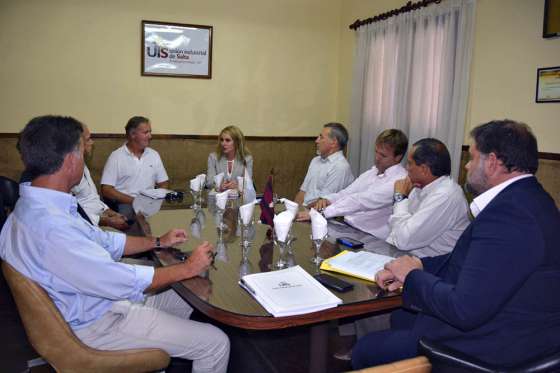 Positiva reunión entre el Gobierno y el sector industrial