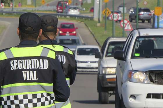 Intensifican el ordenamiento vehicular durante el cierre del aeropuerto de Salta