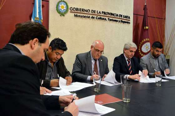 El Gobierno junto al sector privado y sindical definieron un calendario de capacitación