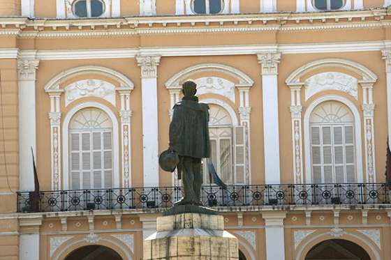 Se realizan los actos por los 436 años de la Fundación de Salta