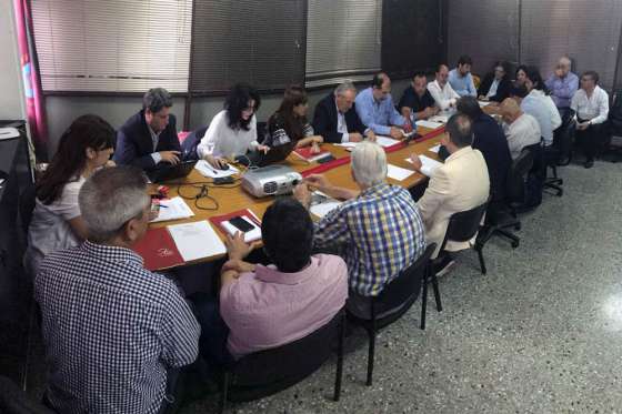 Realizan acciones de monitoreo para evitar la contaminación de la Cuenca Salí-Dulce