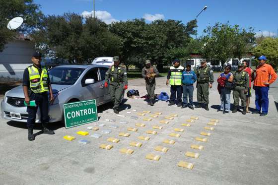 Exitoso operativo interfuerza: detuvieron a narcotraficantes con más de 48 kilos de cocaína