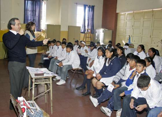 Defensa Civil capacitó a alumnos de la escuela San Martín