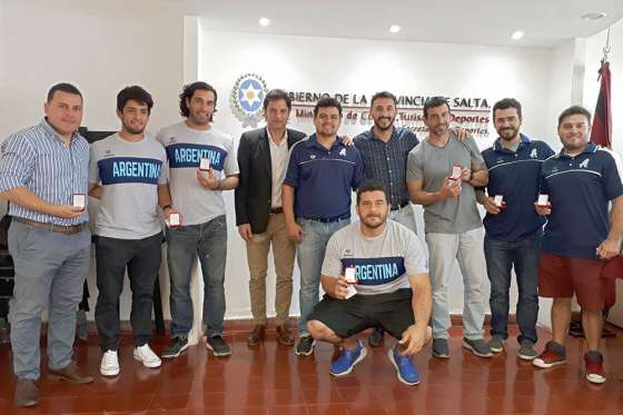 El Gobierno distinguió a los beisbolistas salteños que fueron campeones sudamericanos