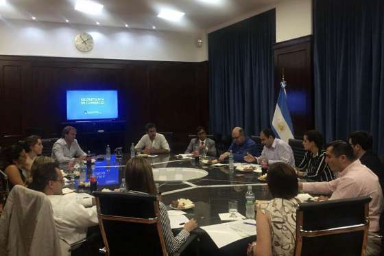 Funcionarios salteños presentaron propuestas para mejorar el comercio de frontera