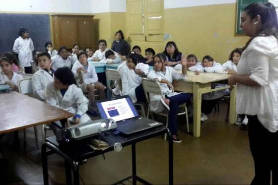 Alumnos de la Escuela Urquiza fueron capacitados en el buen uso del 9-1-1