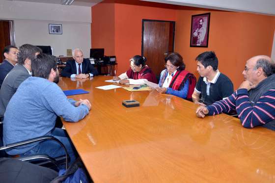 Pequeños productores ganaderos de San Martín y de Rivadavia acceden a financiamiento