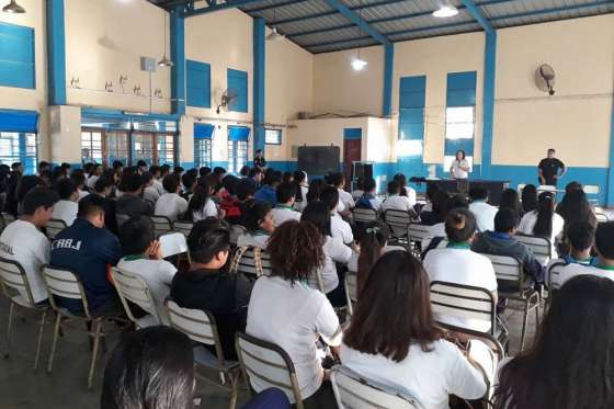 Más de 200 adolescentes de Tartagal fueron capacitados en el buen uso del 9-1-1