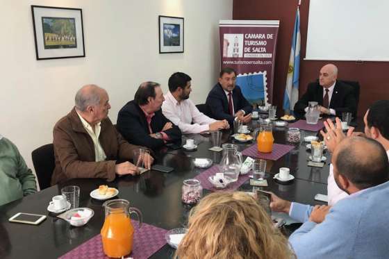 El Vicegobernador se reunió con miembros de la Cámara de Turismo de Salta