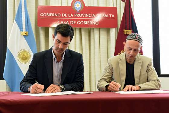 Provincia y Nación firmaron un convenio para la promoción de la actividad productiva sustentable de los bosques de Salta