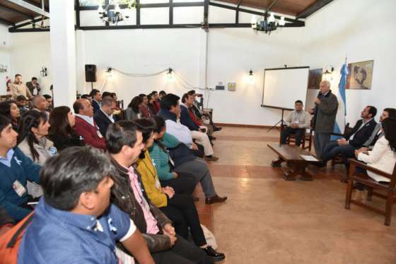 Jornada para concejales del área metropolitana con funcionarios provinciales y municipales