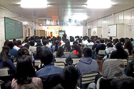 Capacitaron a más de 800 estudiantes sobre perjuicio de las adicciones