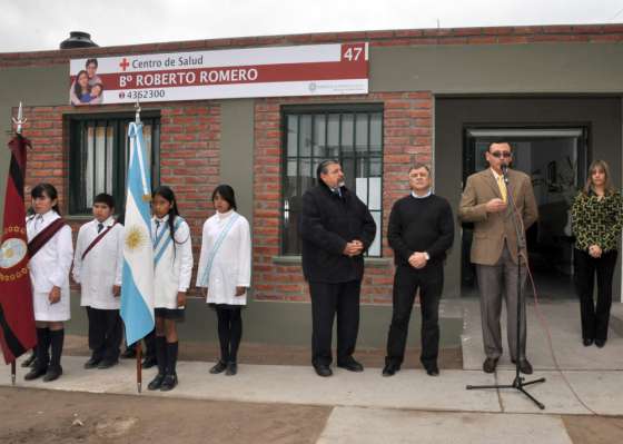 El Gobierno inauguró obras en el centro de salud de barrio Roberto Romero 