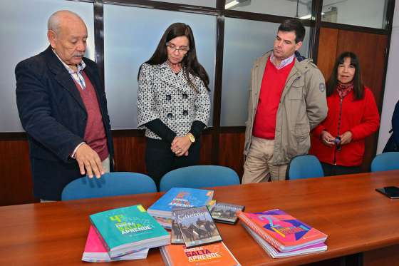 Educación firmó un convenio para difundir nuevos contenidos educativos sobre Güemes en las escuelas salteñas