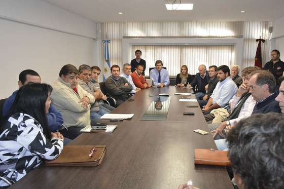 Con mediación del Gobierno, productores y transportistas llegaron a un acuerdo por la tarifa de fletes