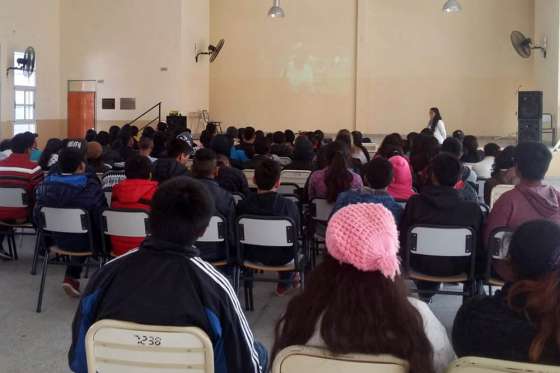 Seguridad brindó una jornada preventiva sobre adicciones en Campo Santo