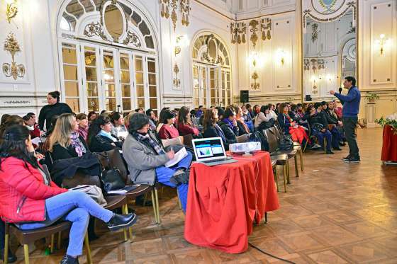Capacitación sobre liderazgo y equipos de alto rendimiento