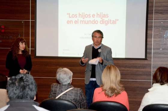 #ConectadoSalta: Invitaron a los padres a acompañar a sus hijos en los espacios digitales