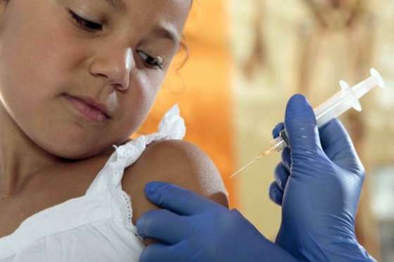 Este año los niños de 1 a 4 recibirán una dosis extra de la vacuna triple