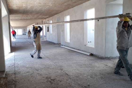 Un importante edificio se construye en zona sur para el colegio Polivalente de Artes