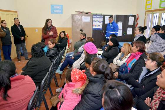 Encuentro de padres de la escuela Fray Luis Beltrán para dialogar sobre Educación Sexual Integral