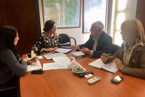 La ministra de Educación se reunió con miembros de la Asociación “Escuela de Frontera”
