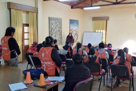 Primera Infancia capacita en monitoreo social a jóvenes de La Viña
