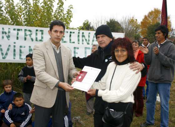 Se entregó la personería jurídica al centro vecinal de Santa Ana 4