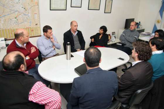 Modernizan procesos administrativos para facilitar trámites a ciudadanos
