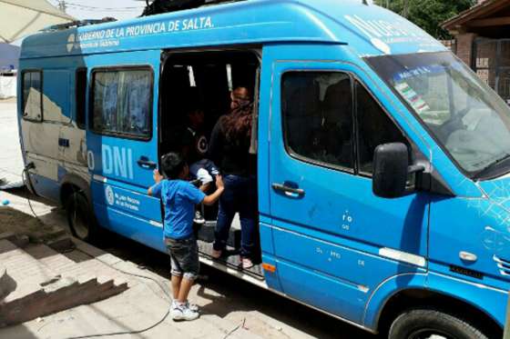 Finaliza la atención del móvil del Registro Civil en Salvador Mazza